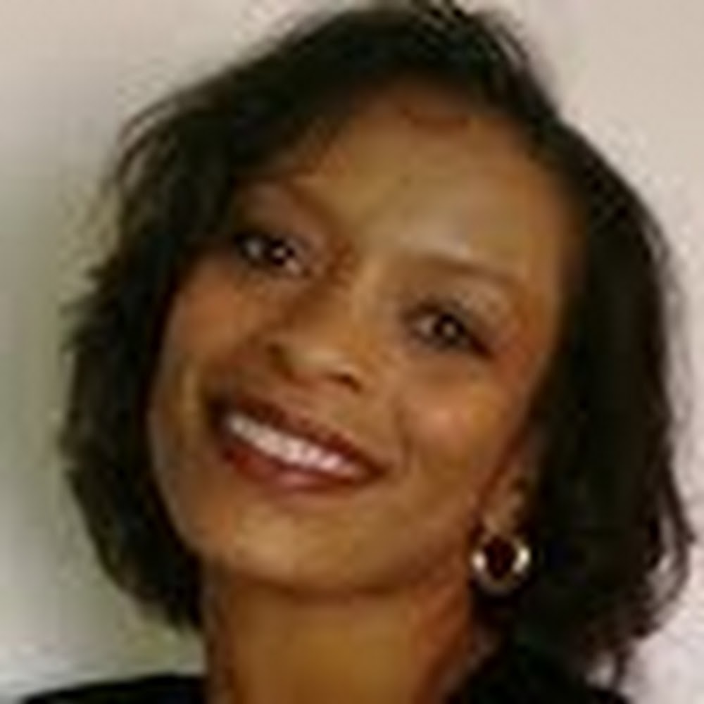 Meet your Posher, Lynette